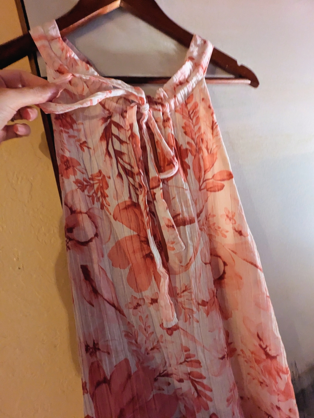 Socialite Coral Pink Floral Halter Maxi Dress Size medium